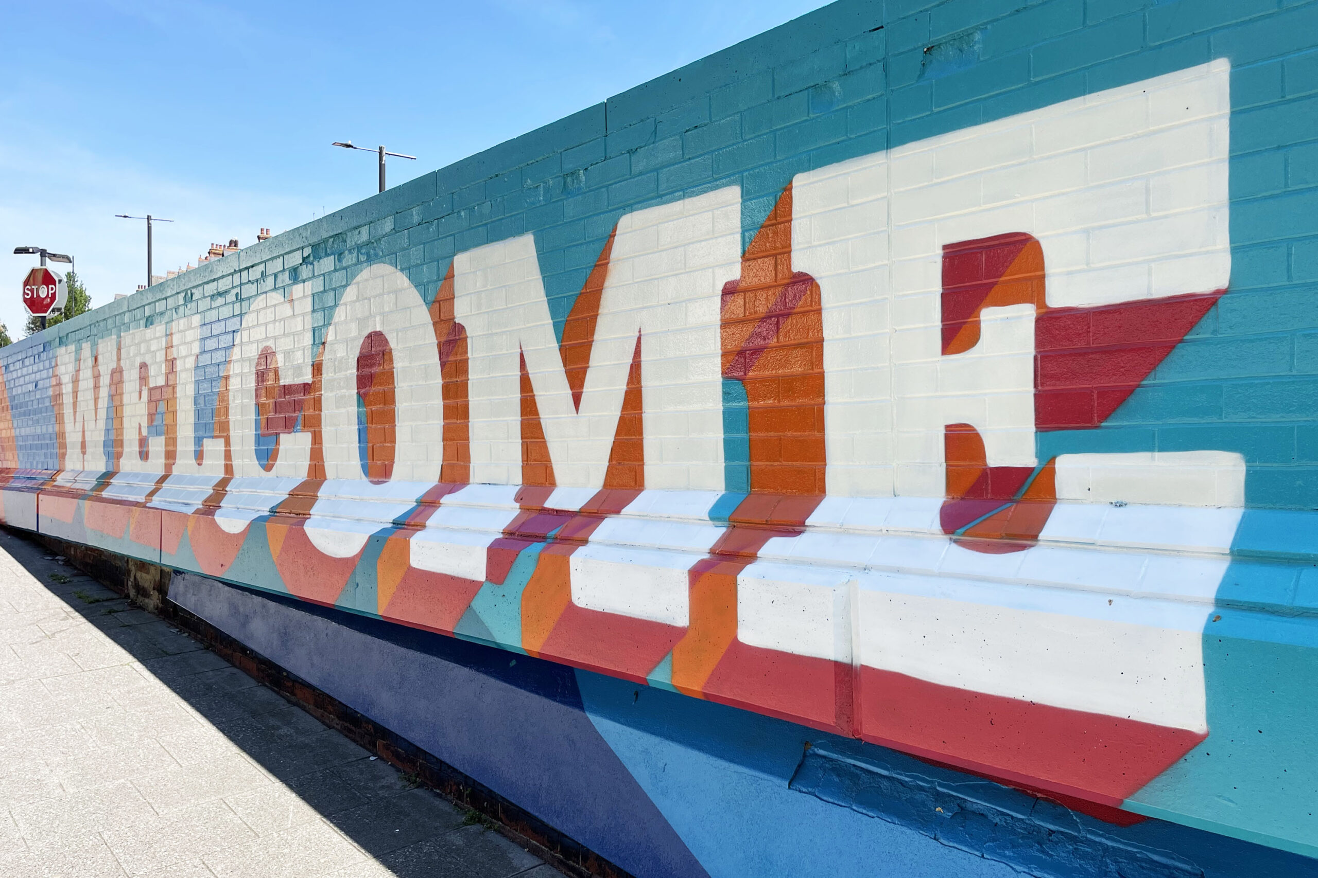 Nathan-Evans-Illustration-Welcome-Westcliff-On-Sea-Mural-Painting25