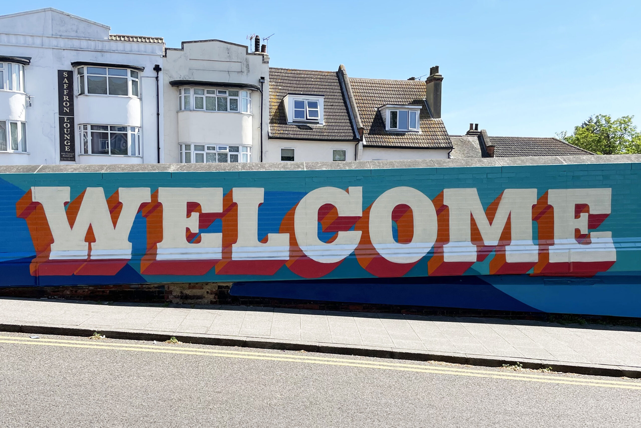 Nathan-Evans-Illustration-Welcome-Westcliff-On-Sea-Mural-Painting3