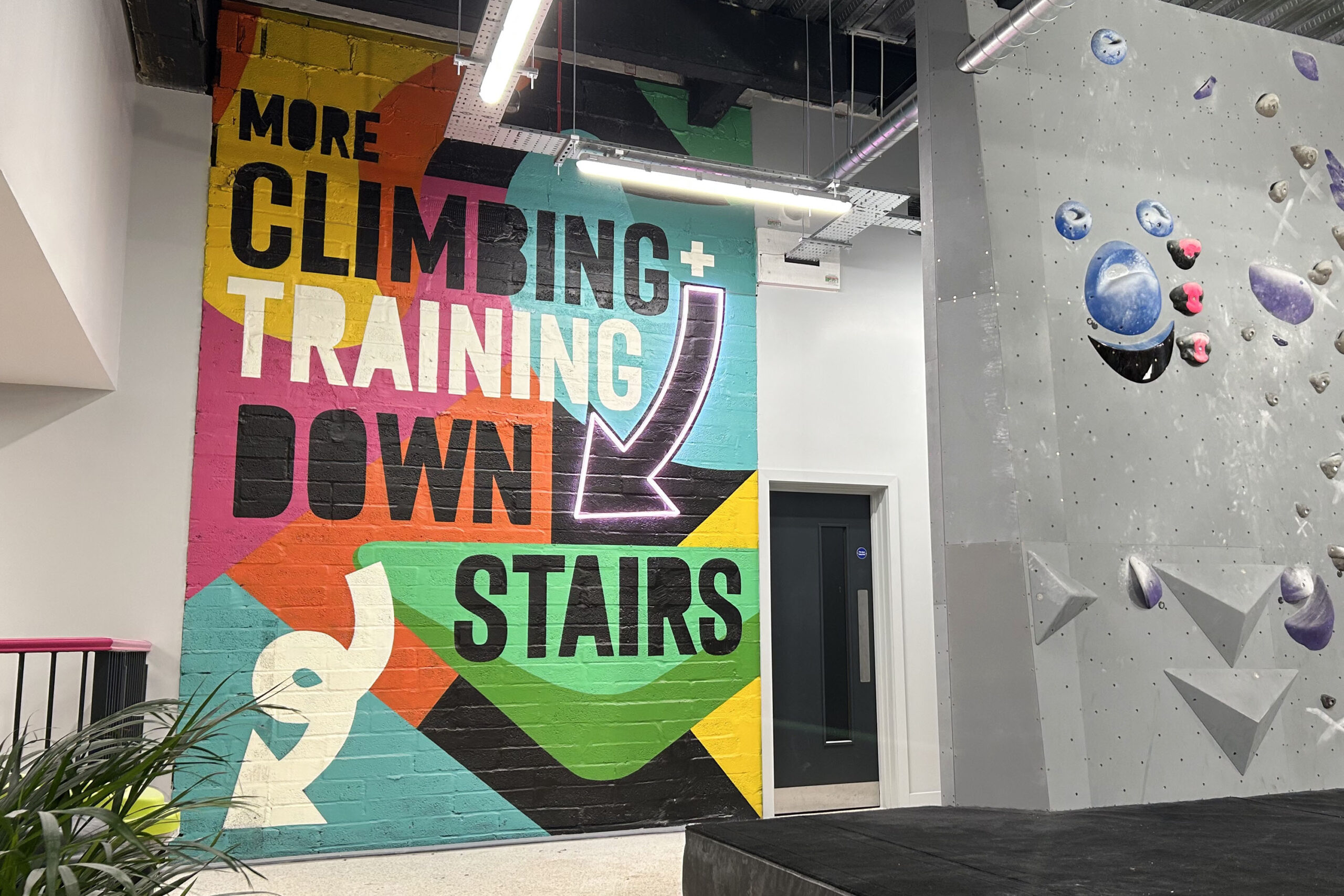 The-Climbing-Hangar-Bristol-Upstairs-Mural-Nathan-Evans-Illustration01